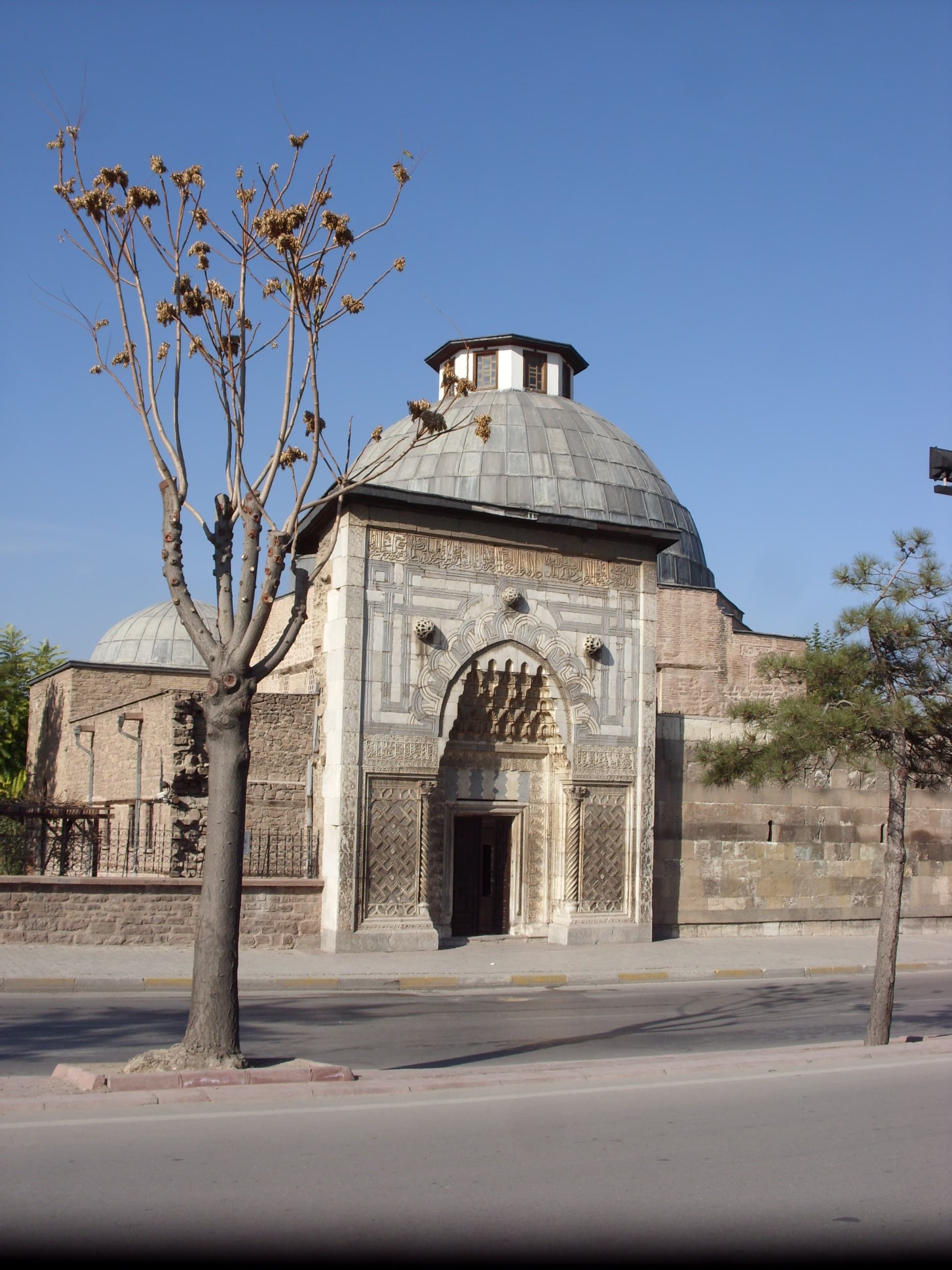 Hüseyin Öcal · CC BY 3.0